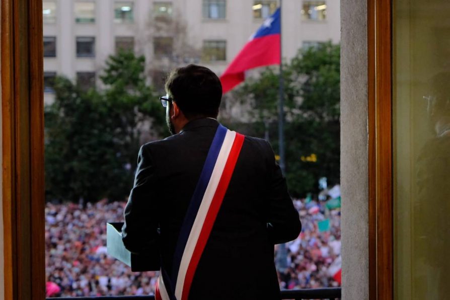 Presidente Boric en su primer discurso a los chilenos: “Queremos ministros en terreno, en la calle, estando con el pueblo”