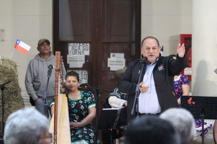 San Esteban arrasó en el Campeonato Provincial de Cueca del Adulto Mayor 2025